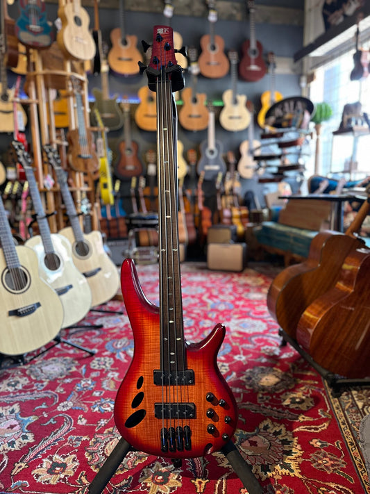 IBANEZ SRD900F BASS FRETLESS