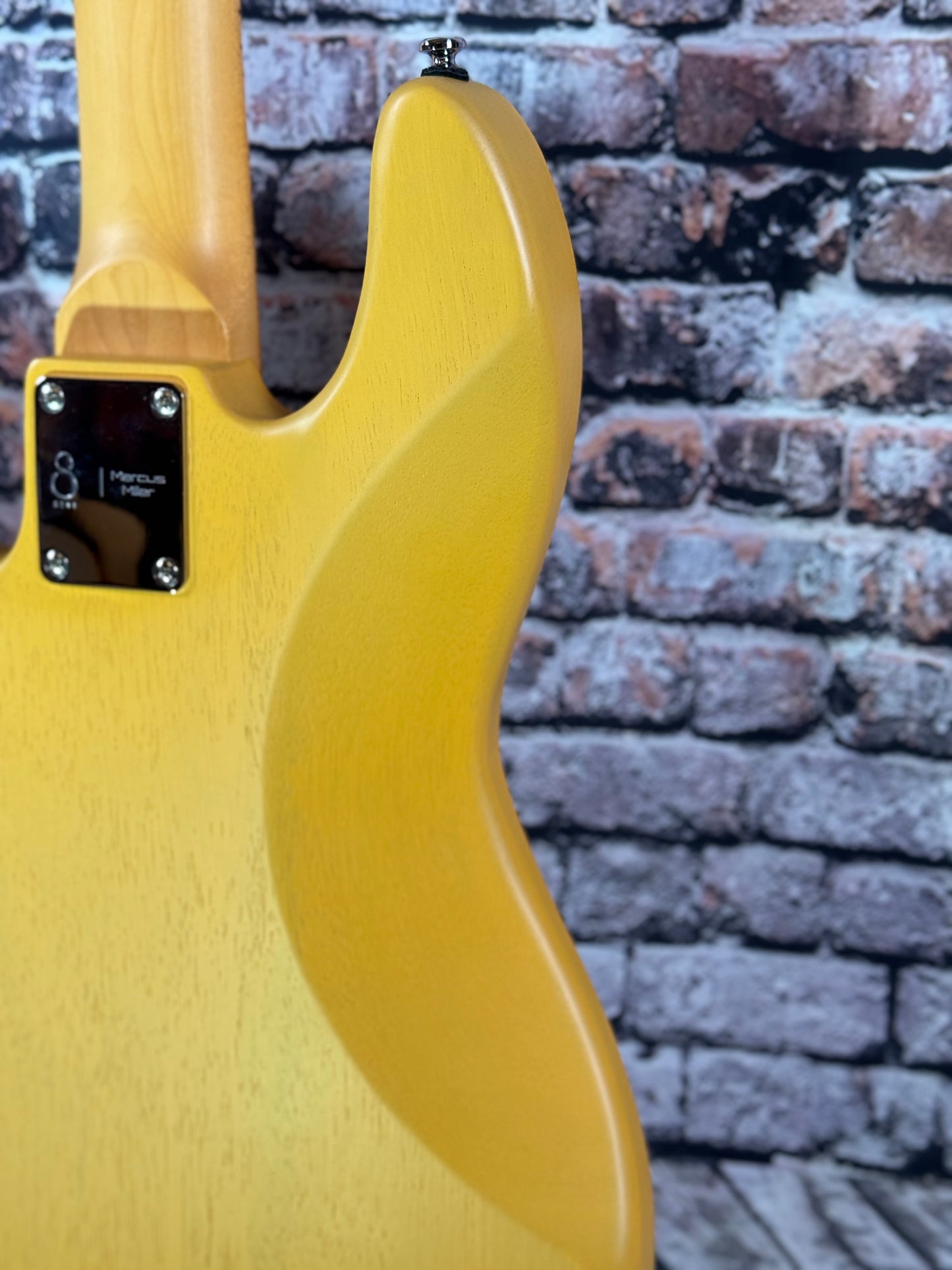 Sire Marcus Miller V6 butterscotch blonde