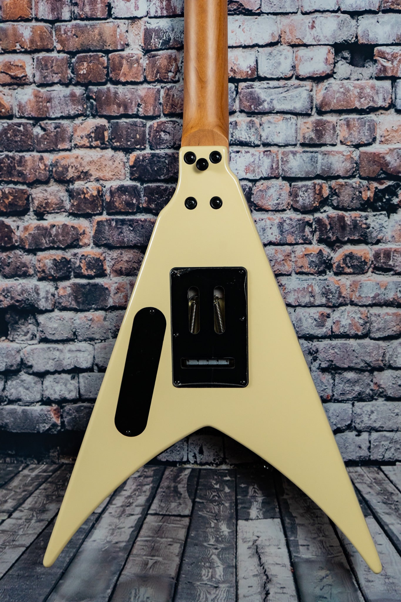 Spira V420 ivory pinstripe