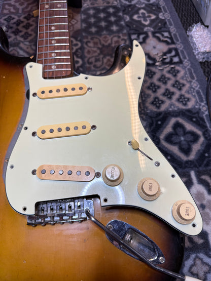 1972 Fender stratocaster sunburst