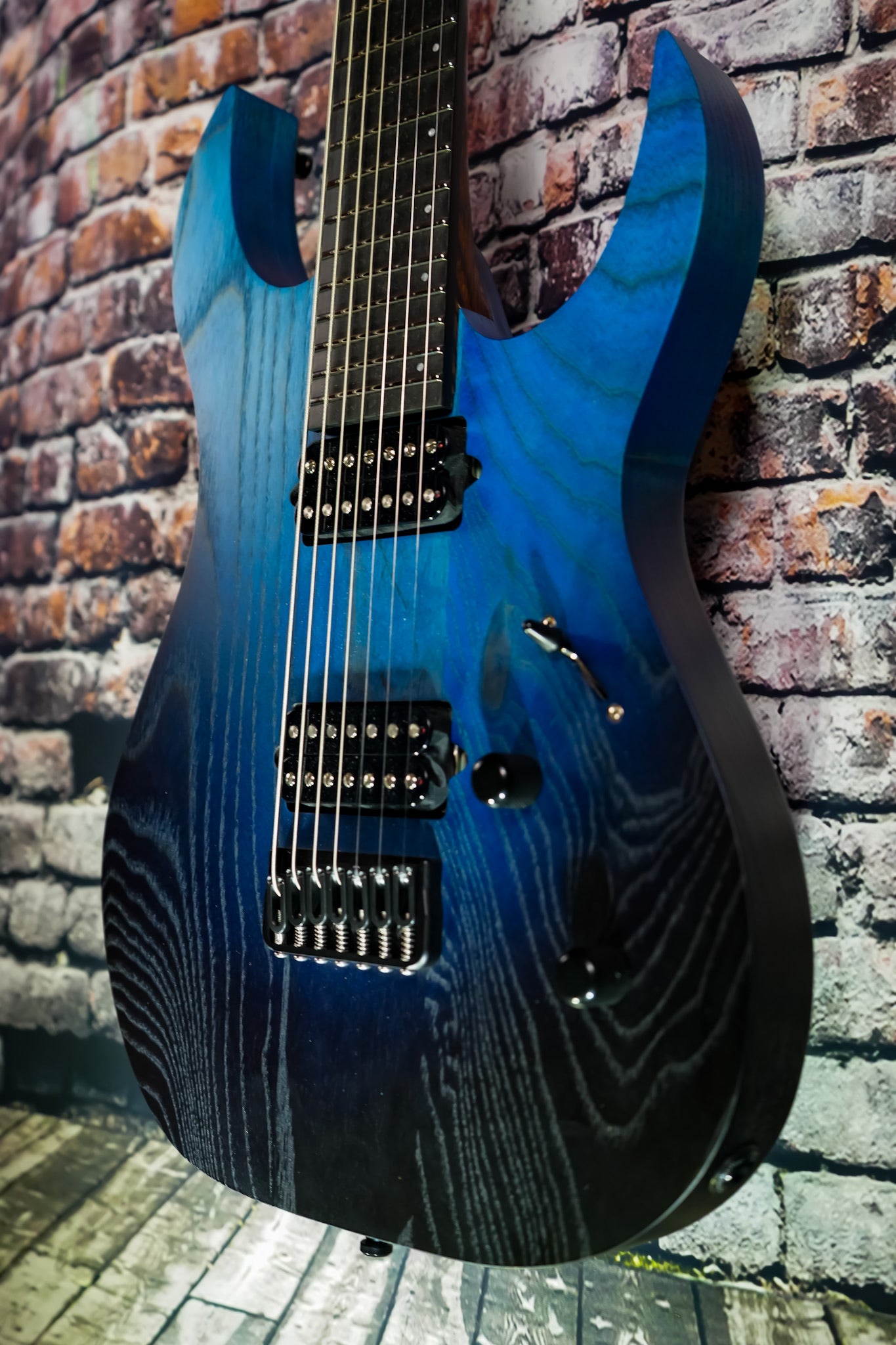 Spira Custom shop mariana trench blue 7 string