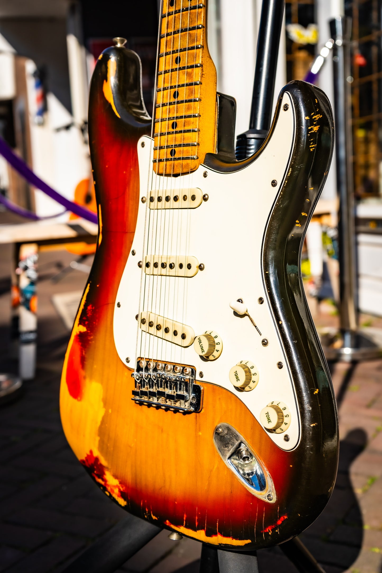 1974 FENDER STRATOCASTER SUNBURST