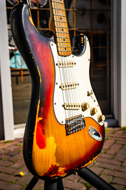 1974 FENDER STRATOCASTER SUNBURST