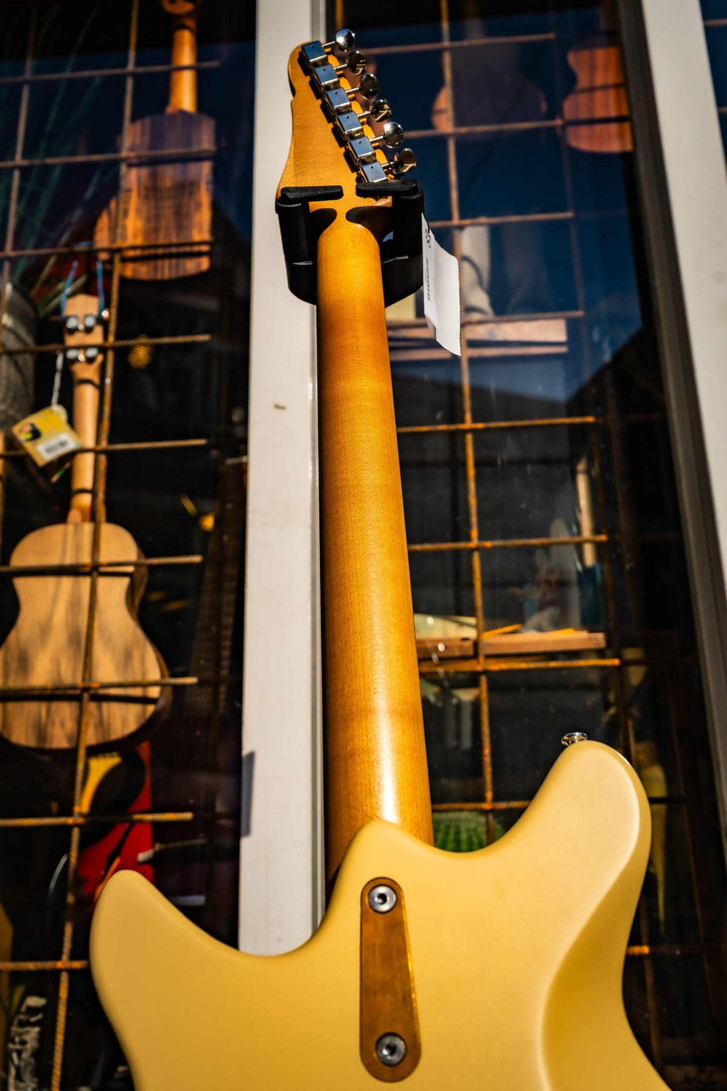 EASTMAN FULLERTONE DC62 DESERT SAND