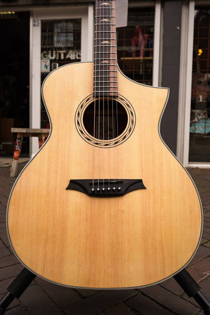 BROMO BAA4C Appalachian Series Hillside auditorium guitar