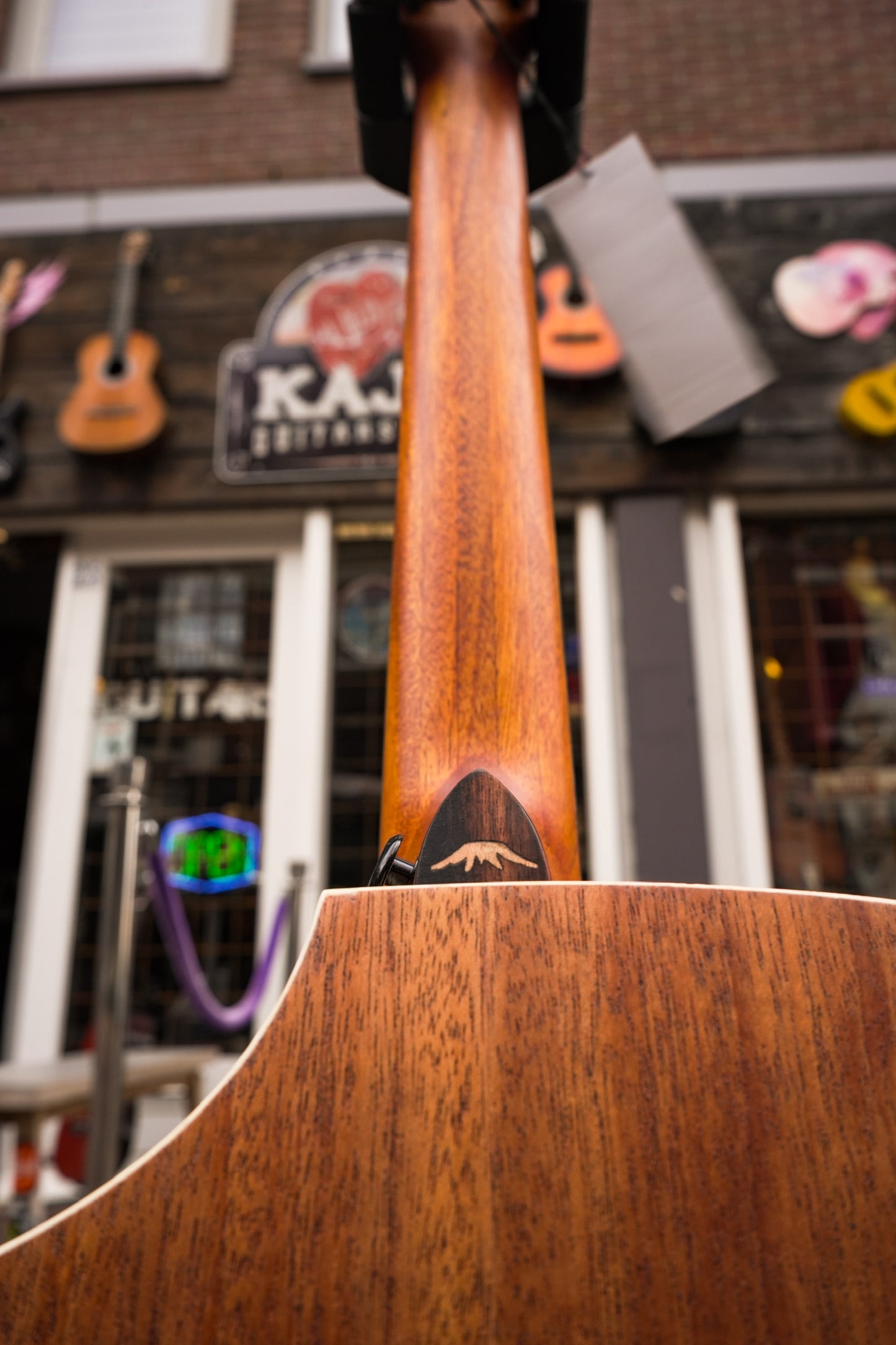 BROMO BAA4C Appalachian Series Hillside auditorium guitar