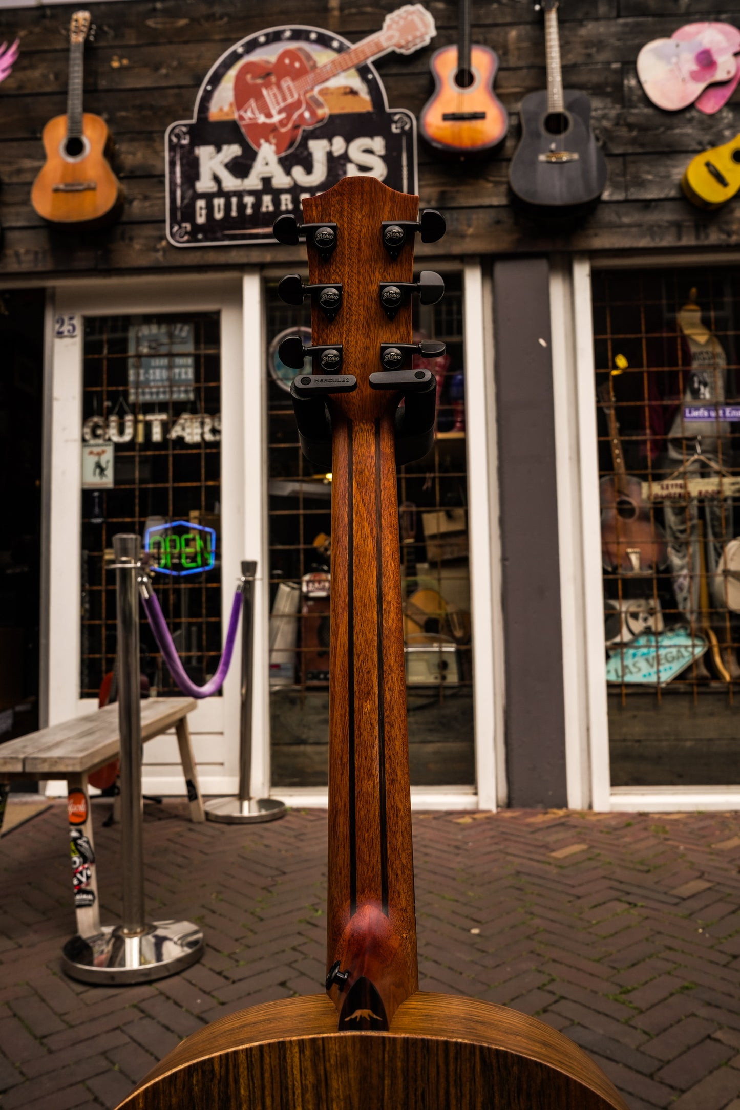 BROMO BAT9ME Tahoma Series solid  top