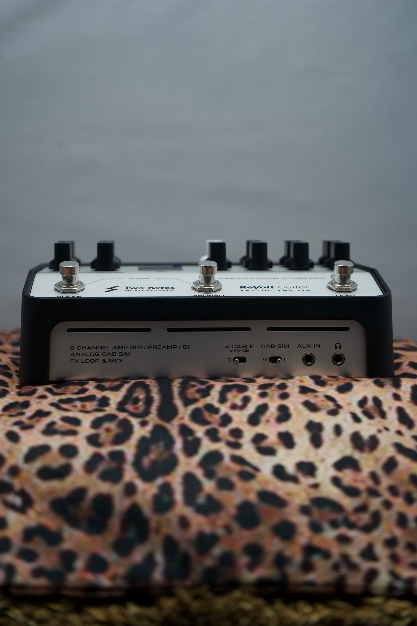 Two Notes ReVolt Guitar