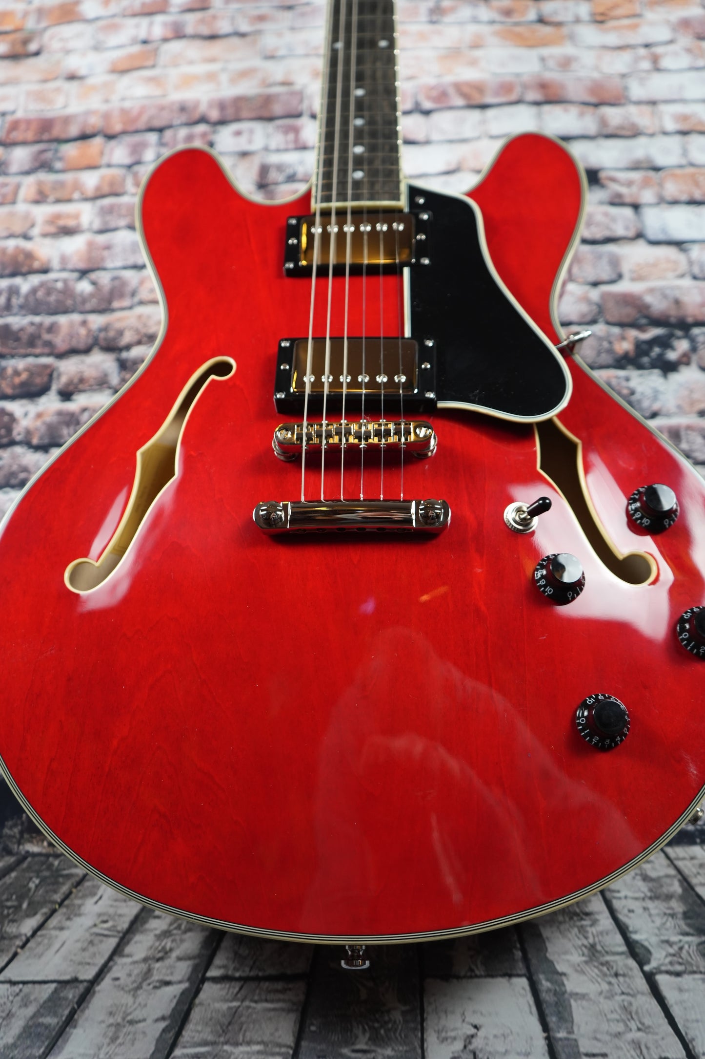 Eastman T386 Red