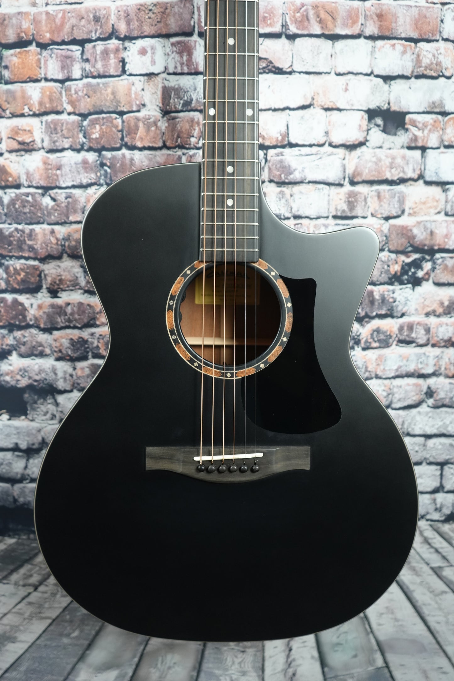 Eastman AC122-2CE-BK