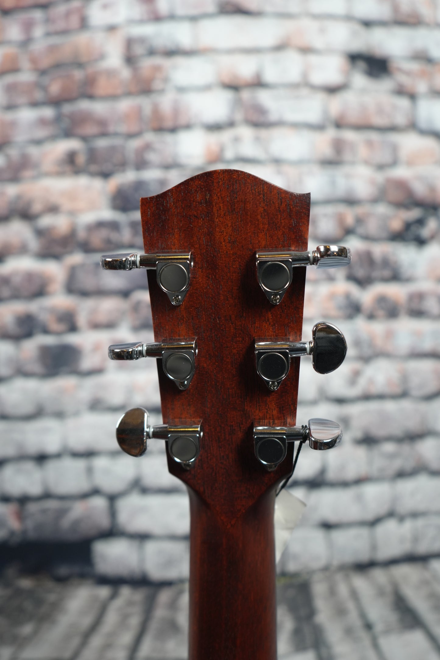 Eastman AC122-2CE