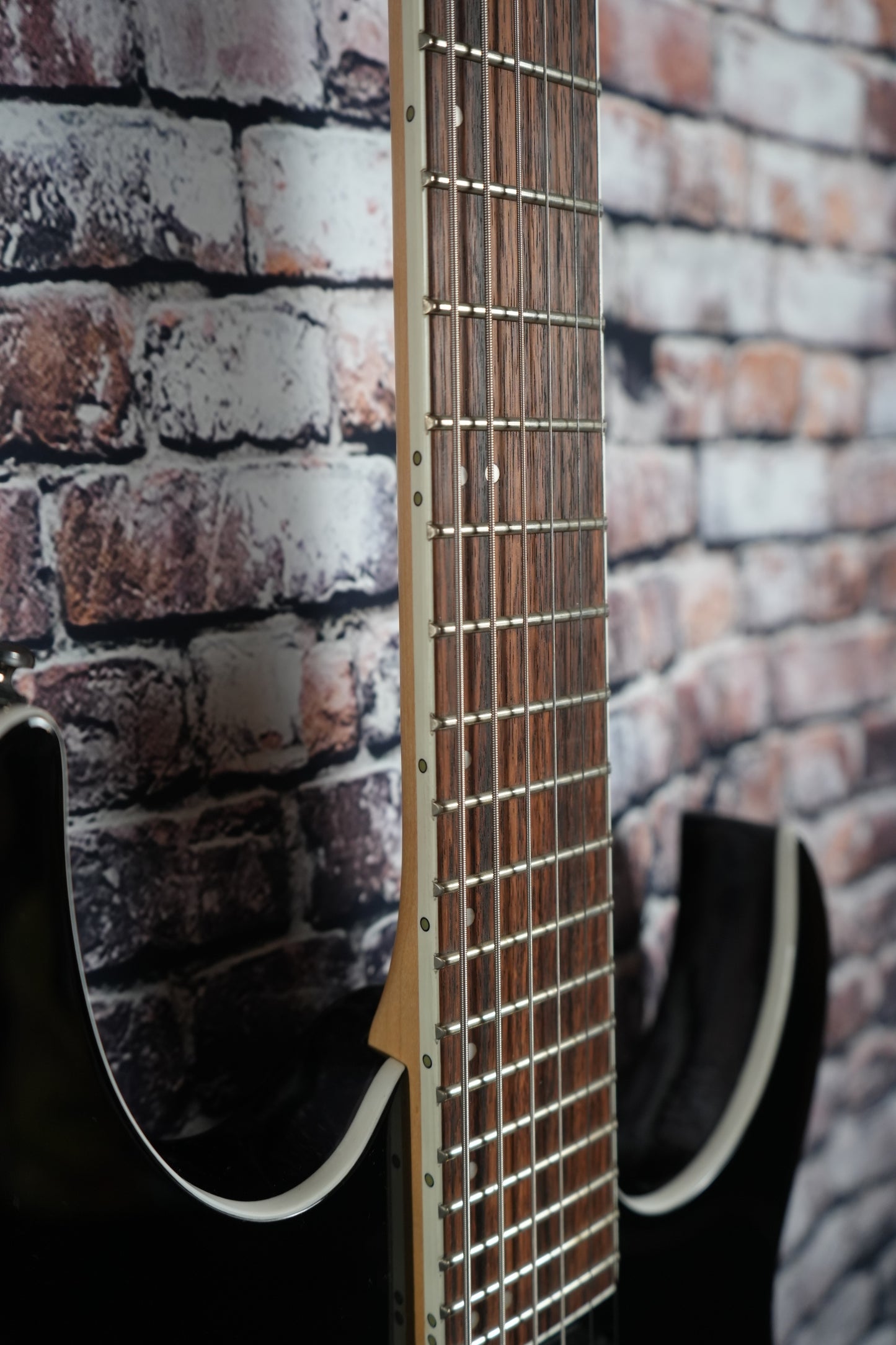 Ibanez RGIB21-BK DEMO