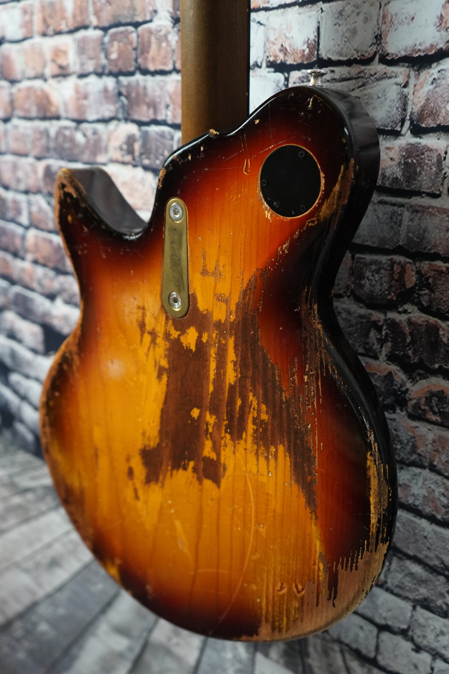 Eastman Kauffmann Offset Classic Sunburst