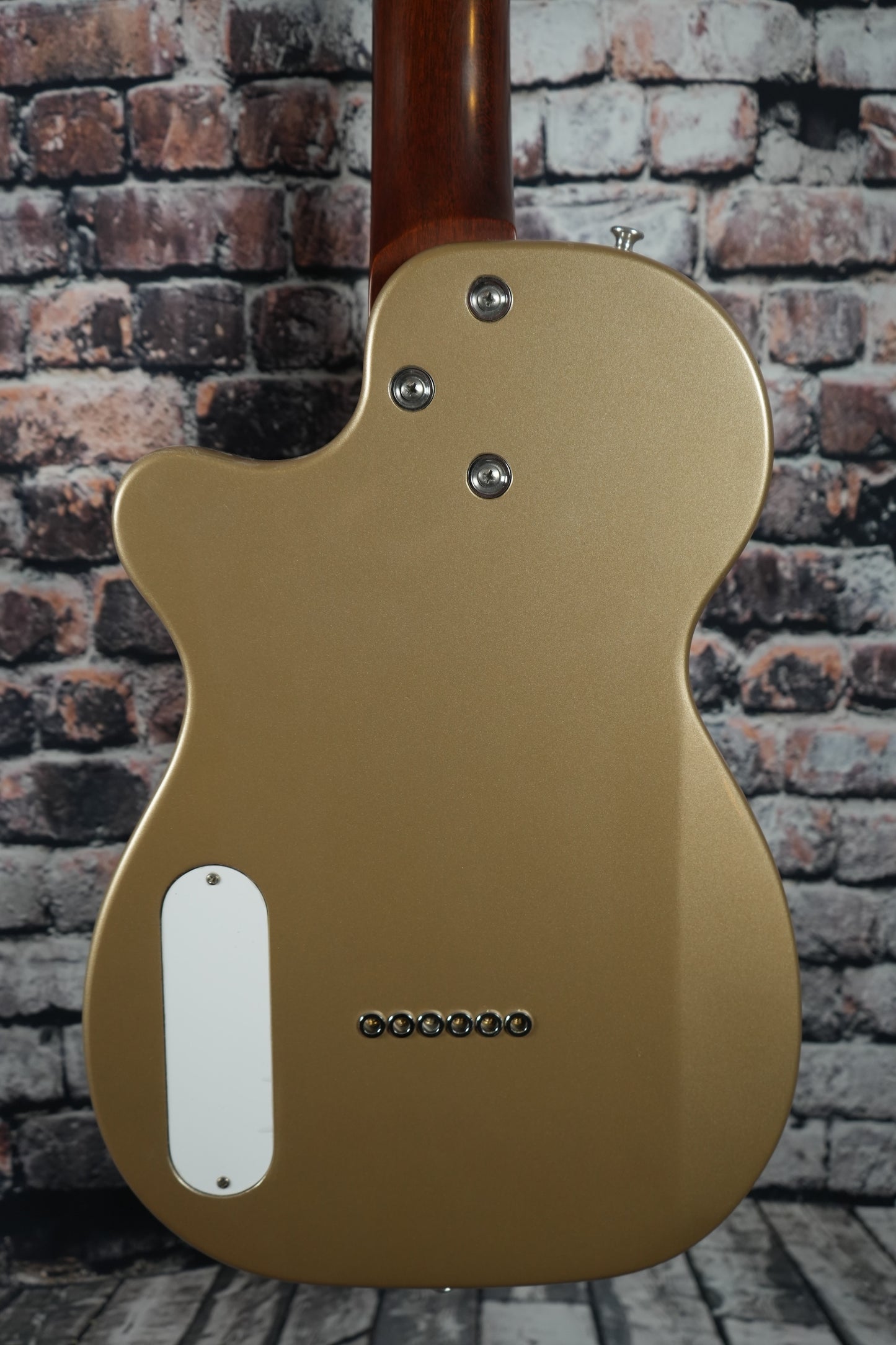 Harmony Juno Champagne