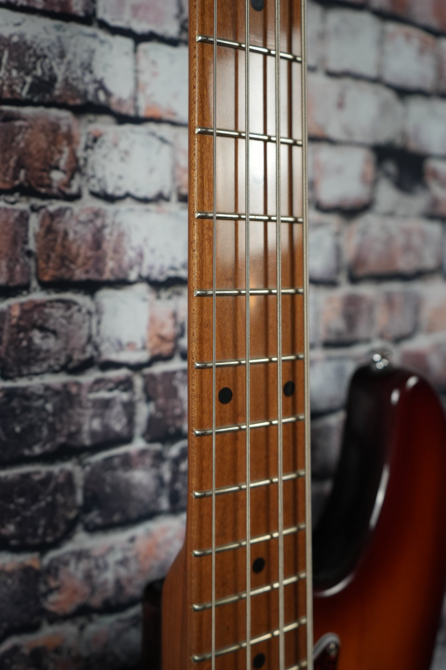 Sire Marcus Miller P5 LH Tobacco Sunburst