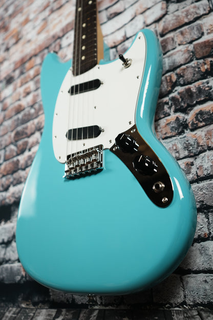 Occ. 2025 Fender Player II Mustang Aquatone Blue