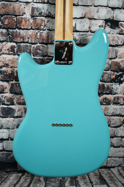 Occ. 2025 Fender Player II Mustang Aquatone Blue
