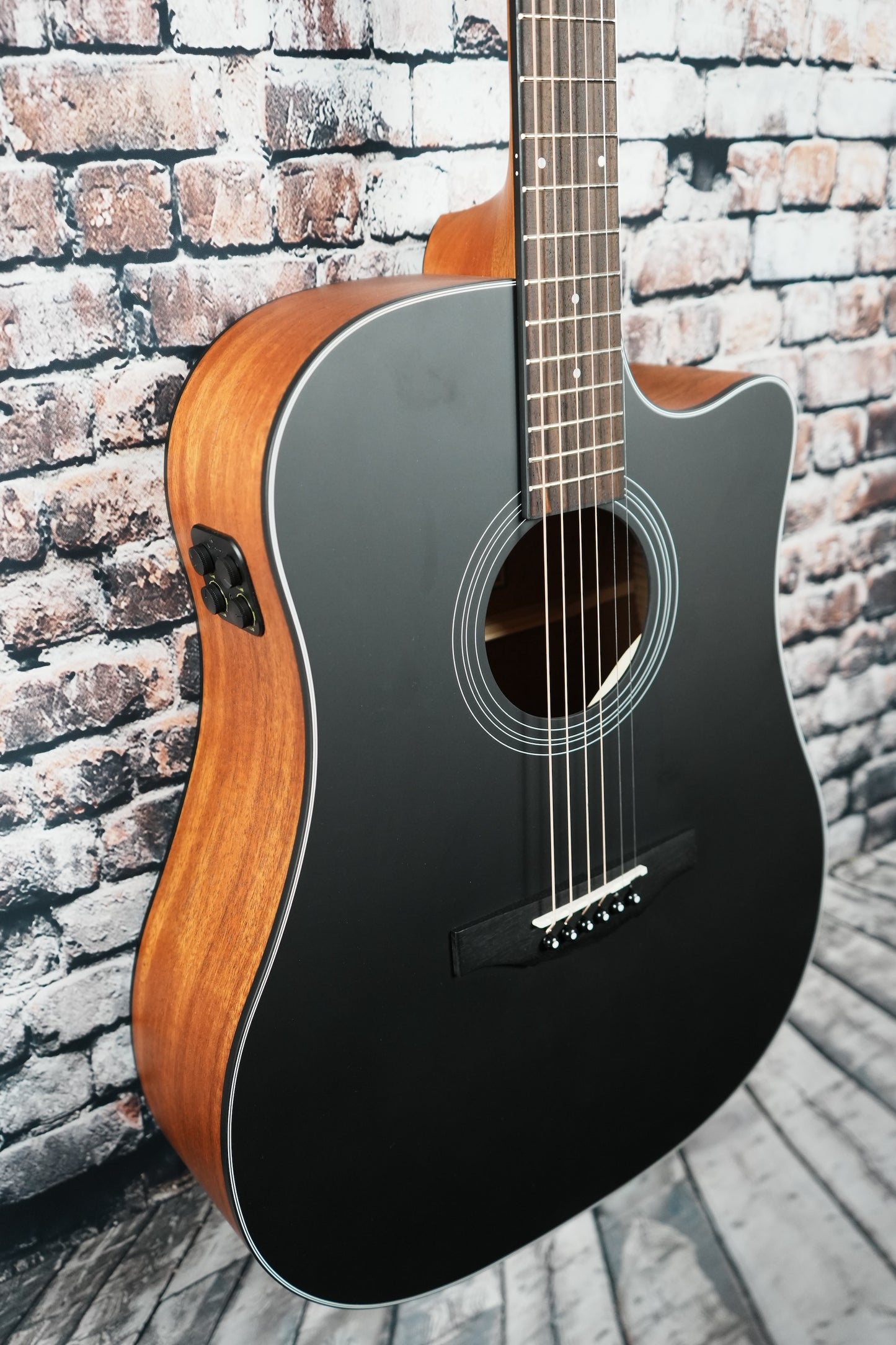 Kepma EDCE K10 Black + AcoustiFex K-10 Pickup