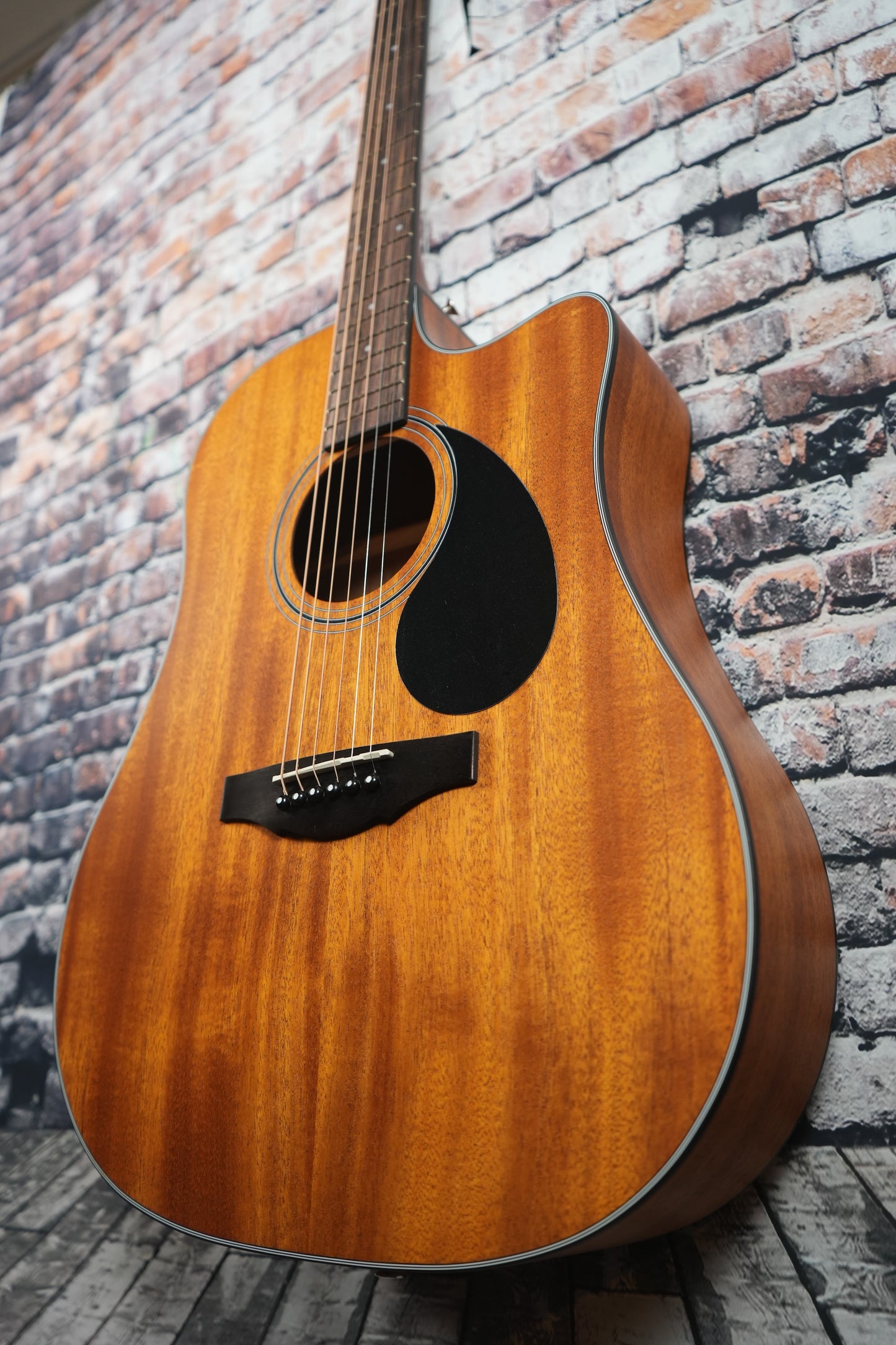 Kepma EDCE Dreadnought Walnut
