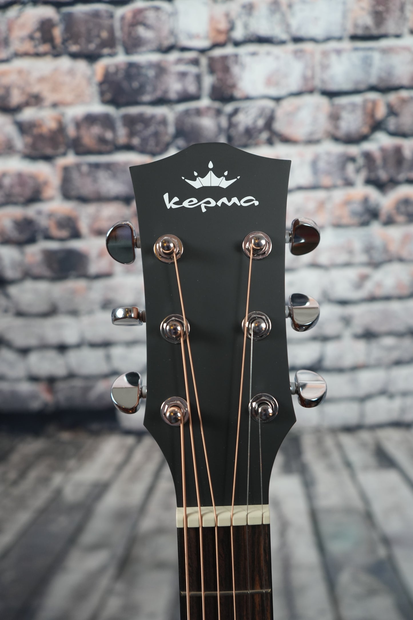 Kepma EDCE Dreadnought Walnut
