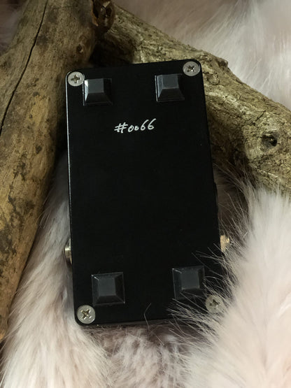 RJ AMPS EFFECTS Buffer Handcrafted by RJ Amps