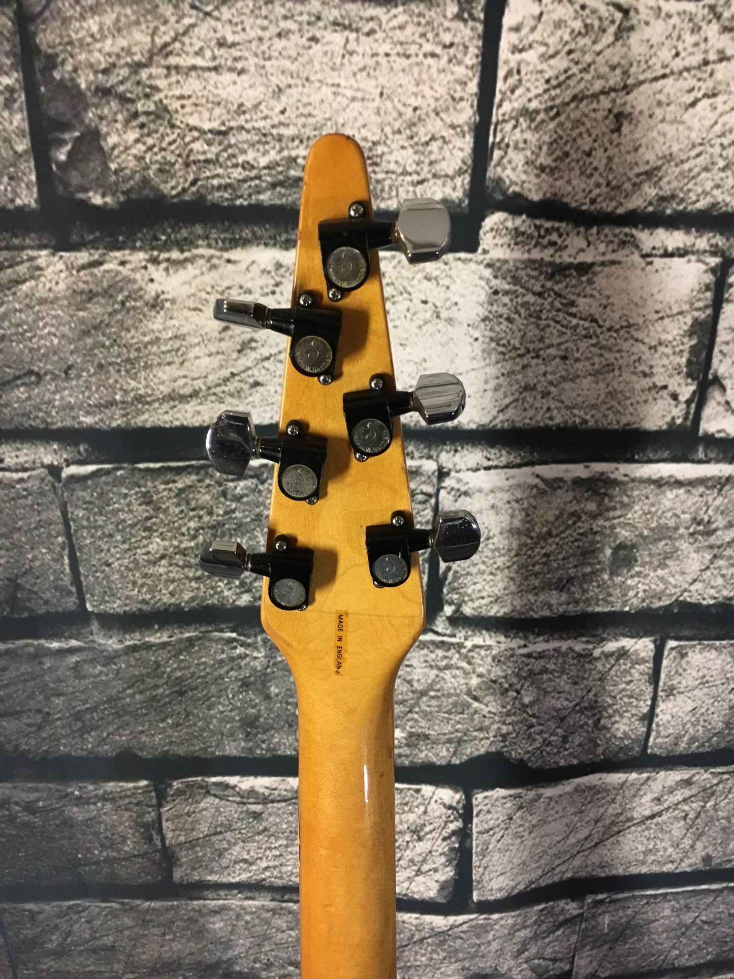 1975 JIM BURNS UK FLYTE NATURAL MAHOGANY ELECTRIC GUITAR