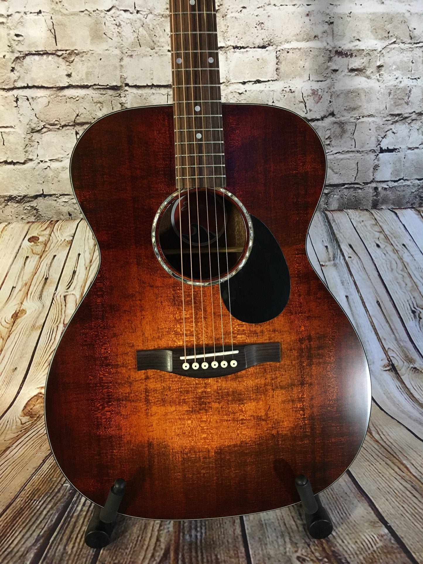 Eastman PCH1-OM Western