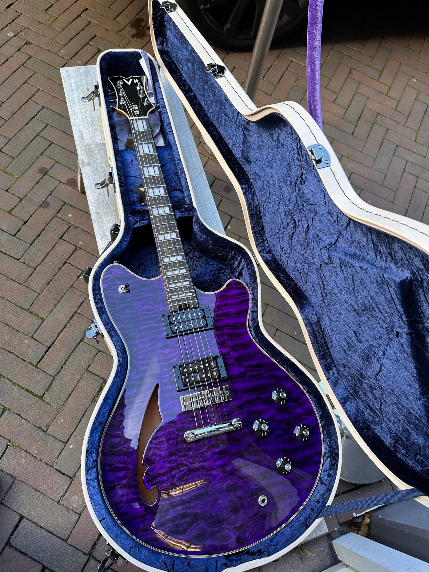 EVH SA-126QM Special Transparent Purple