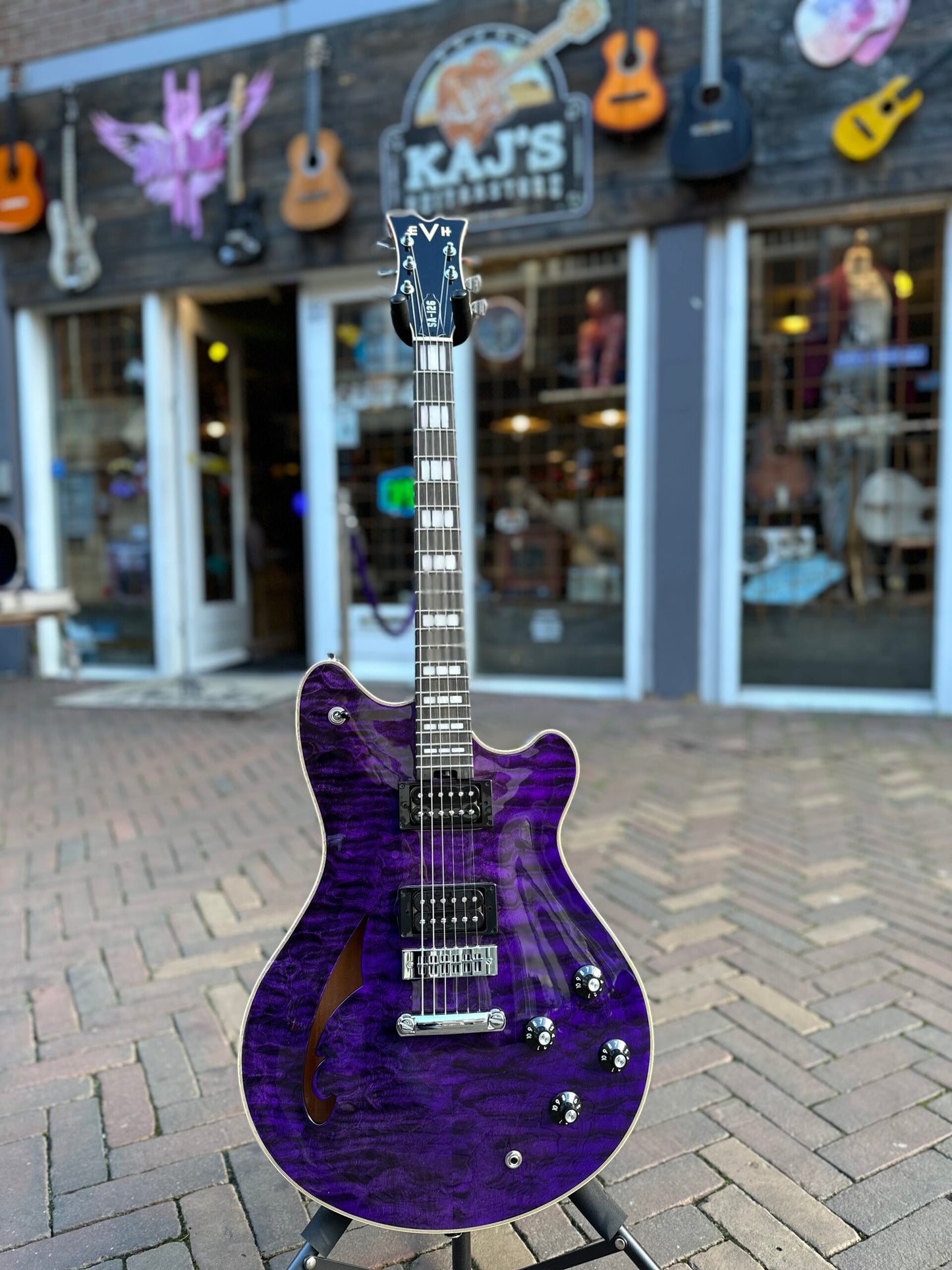 EVH SA-126QM Special Transparent Purple