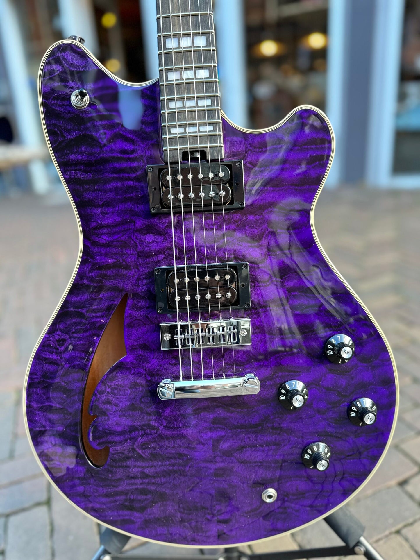 EVH SA-126QM Special Transparent Purple