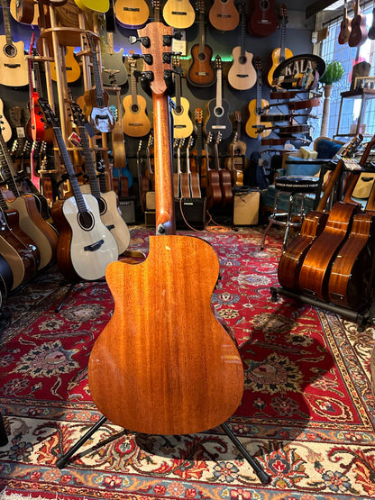 LAG Guitars Tramontane Special Edition Auditorium T-BLUE-ACE