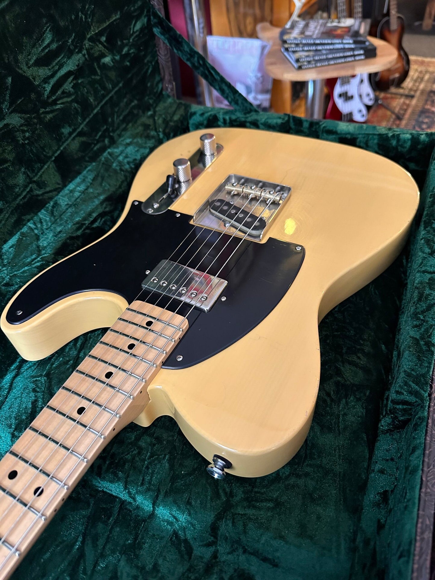 MAYBACH TELEMAN T52-2  BUTTERSCOTCH BLACKGUARD KEITH