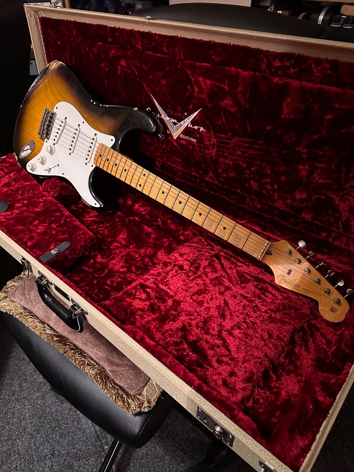 2015 FENDER  55 CUSTOM SHOP RELIC STRATOCASTER limited edition