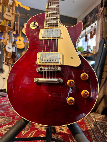 MAYBACH LESTER 59 AGED WILD CHERRY 60'S neck