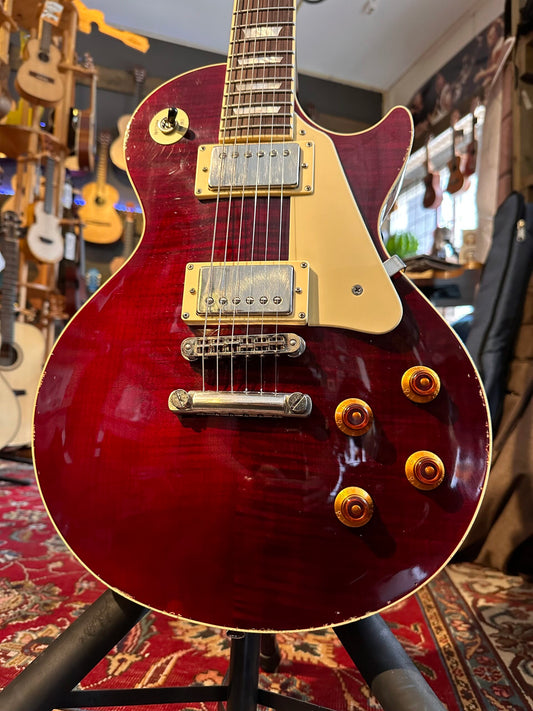 MAYBACH LESTER 59 AGED WILD CHERRY 60'S neck