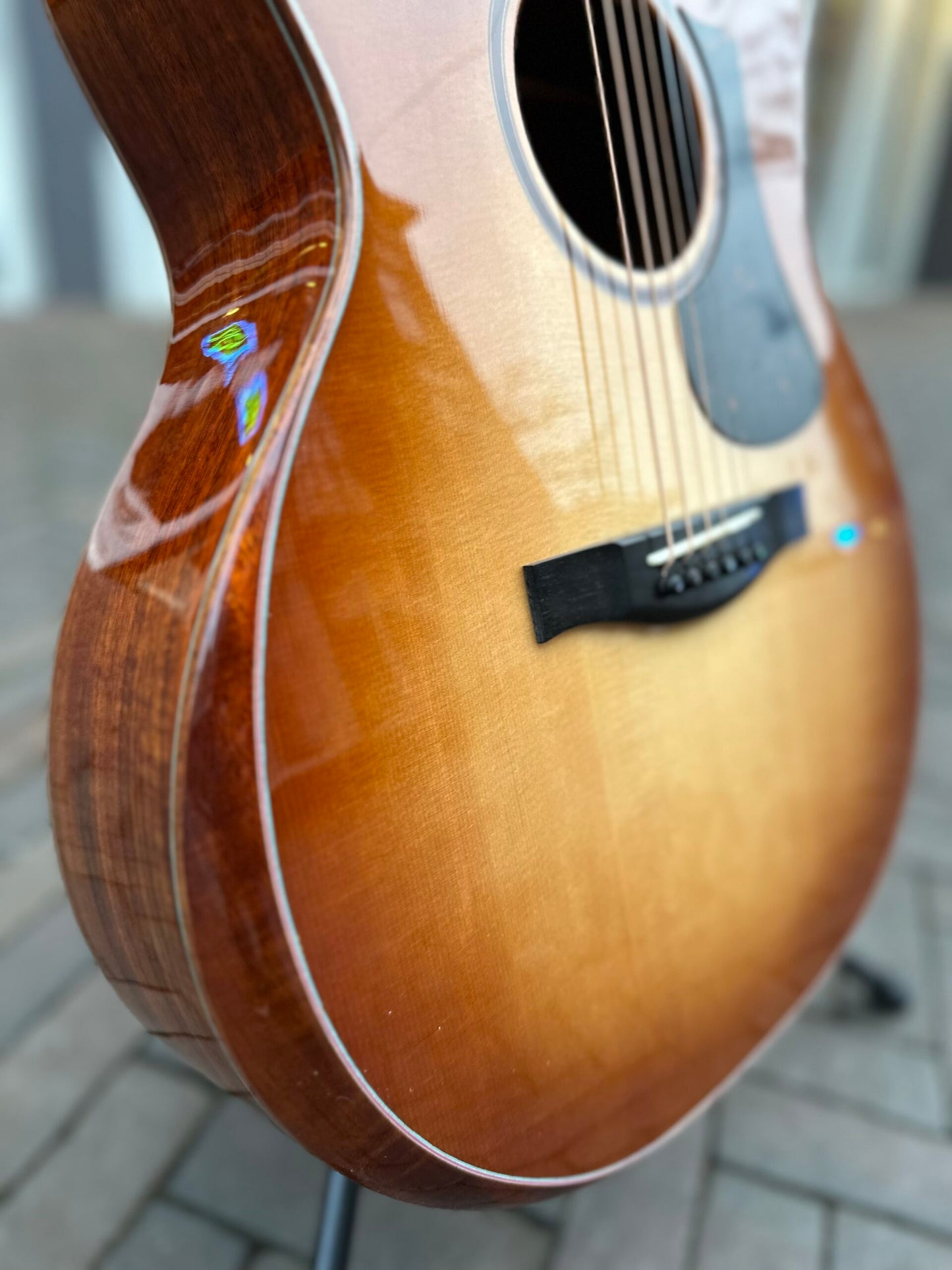 EASTMAN AC522CE GOLDBURST