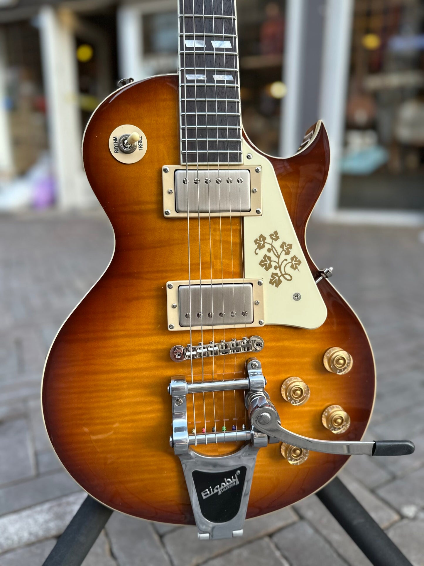 STANFORD CR FLEETWOOD AMBERBURST B7 BIGSBY