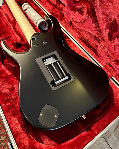 Ibanez PIA3761-XB Onyx Black Steve Vai Signature