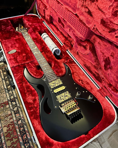 Ibanez PIA3761-XB Onyx Black Steve Vai Signature