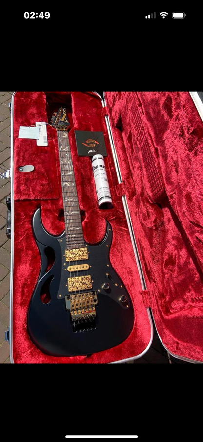 Ibanez PIA3761-XB Onyx Black Steve Vai Signature
