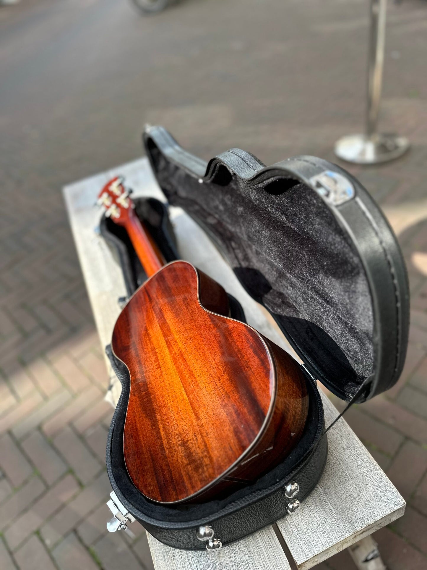 EASTMAN EU3T TENOR UKELELE