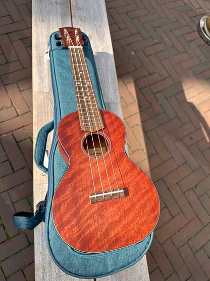 EASTMAN EU1C CONCERT UKELELE