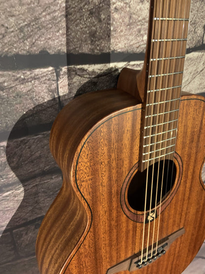 LAG Tramontane Travel-KA Traveler/ Deluxe gig bag