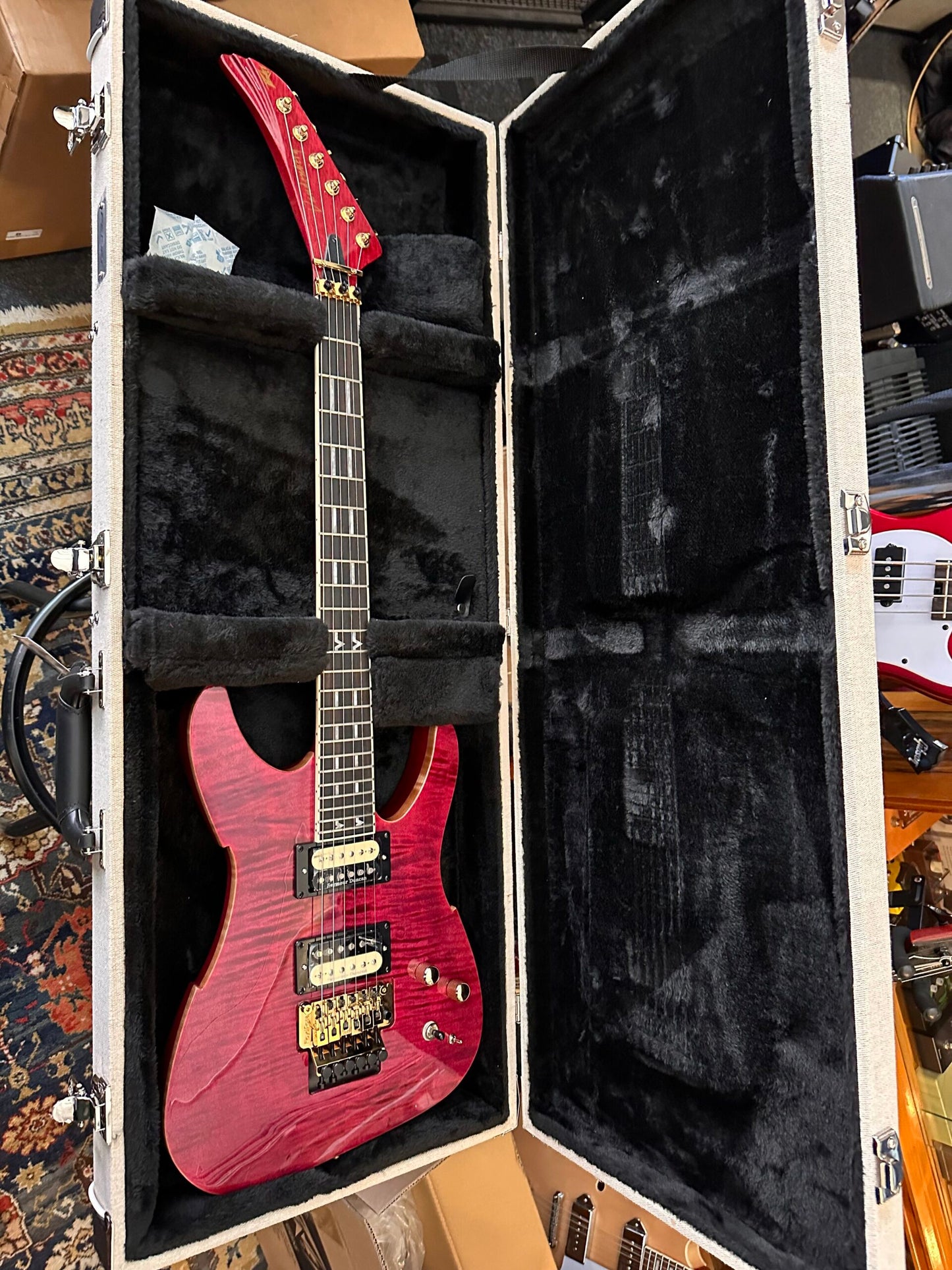 PEAVEY ADRIAN VANDENBERG SIGNATURE PURPLE FLAME