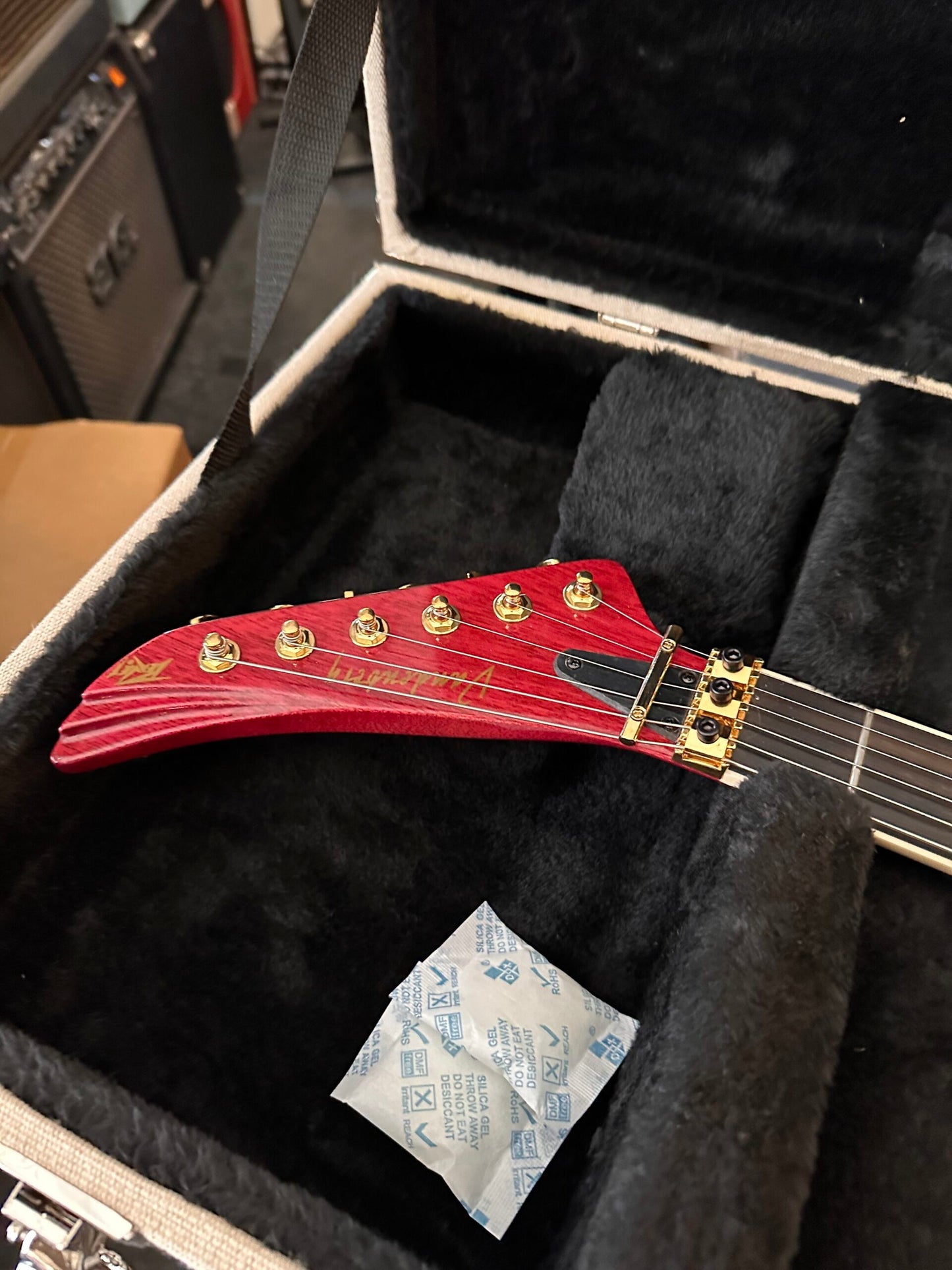 PEAVEY ADRIAN VANDENBERG SIGNATURE PURPLE FLAME