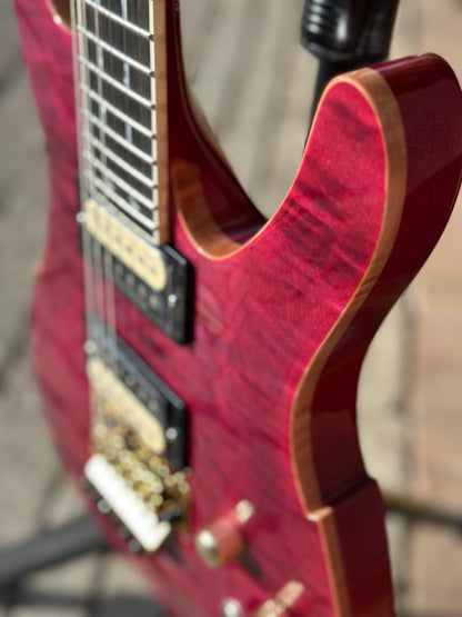 PEAVEY ADRIAN VANDENBERG SIGNATURE PURPLE FLAME