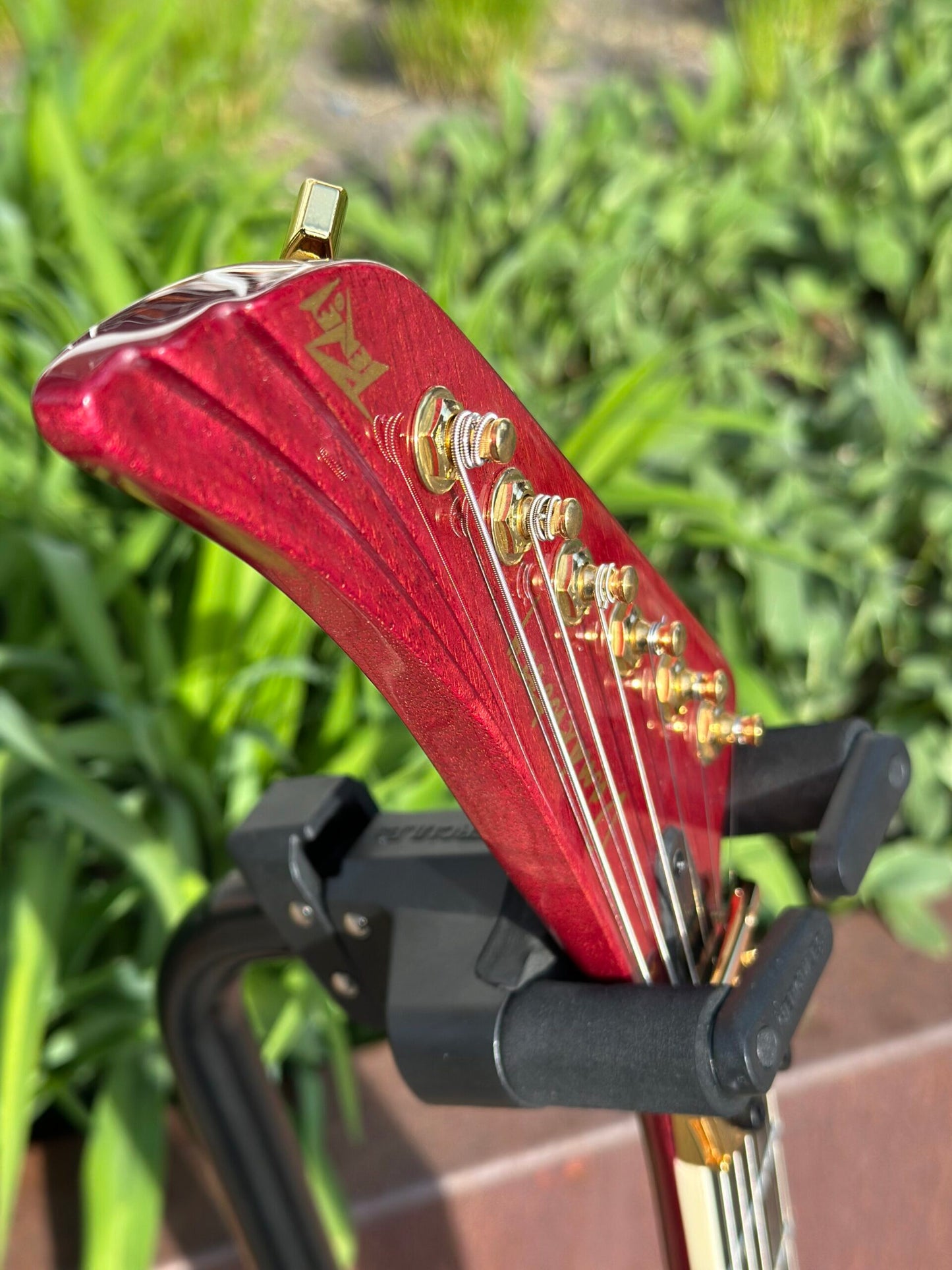 PEAVEY ADRIAN VANDENBERG SIGNATURE PURPLE FLAME