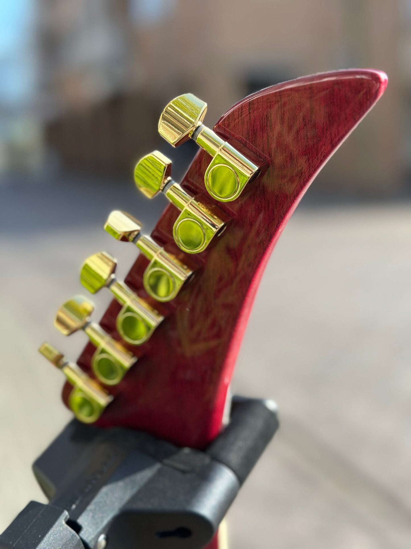 PEAVEY ADRIAN VANDENBERG SIGNATURE PURPLE FLAME