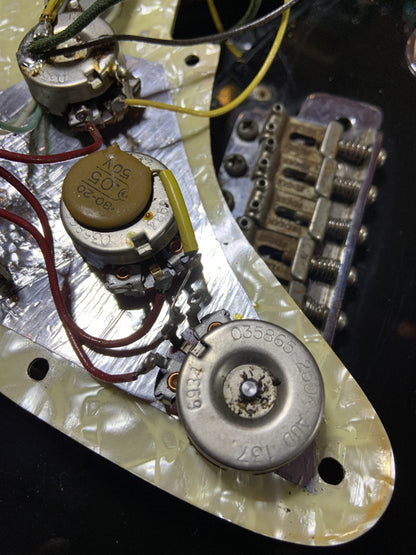 FENDER 1969 Stratocaster vintage black rw