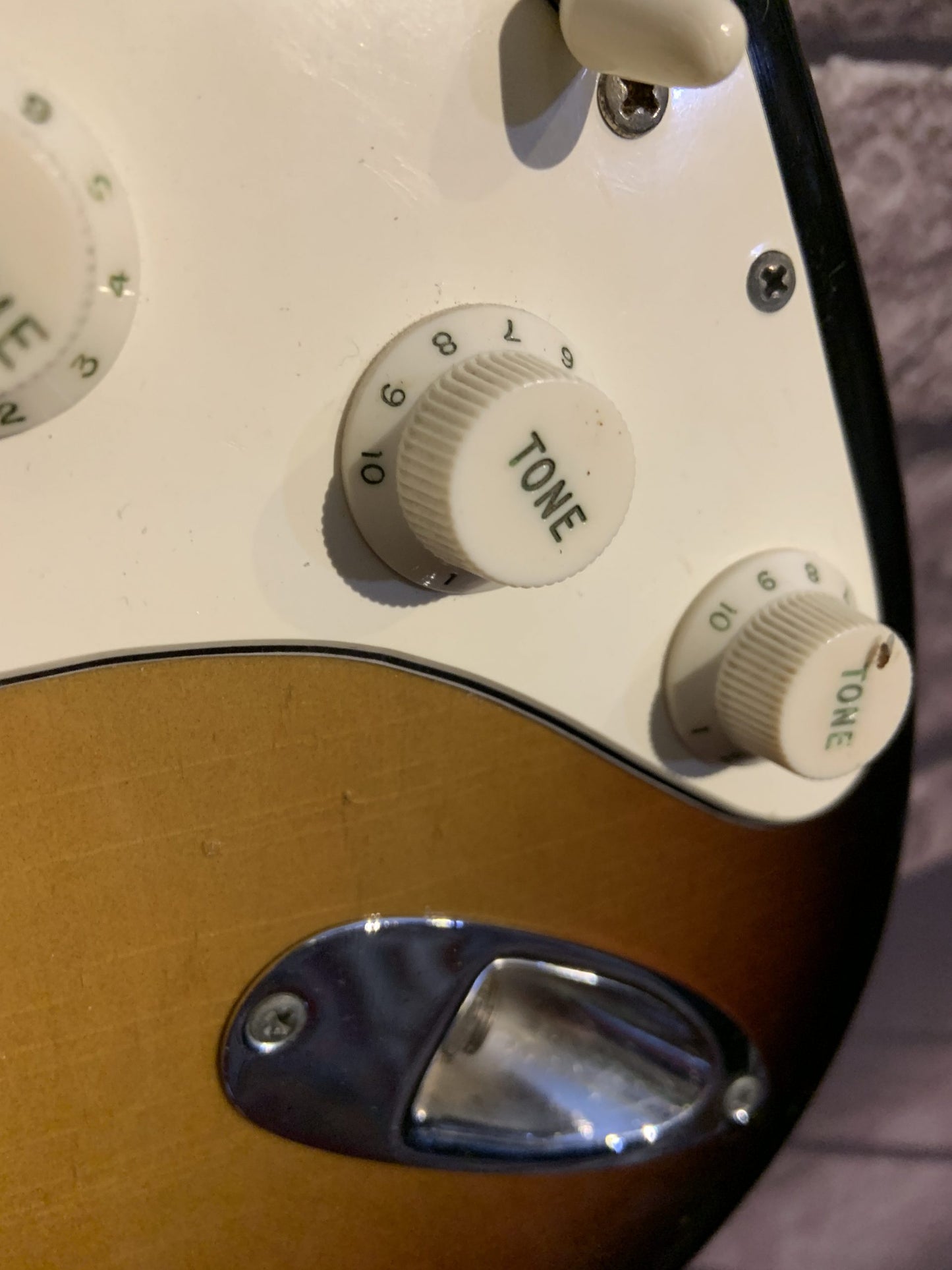 -1970 FENDER STRATOCASTER SUNBURST HARDTAIL